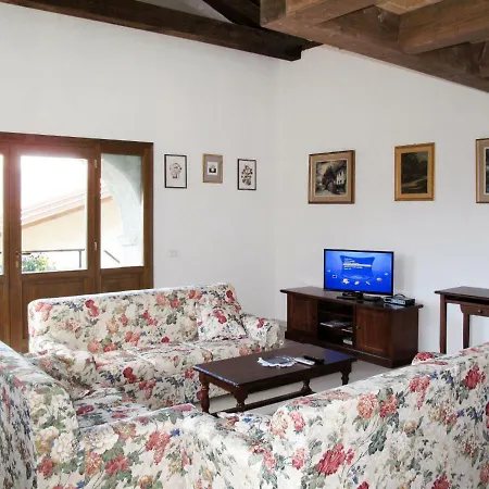 Locazione Turistica Casa Giulia * أوجيبيو
